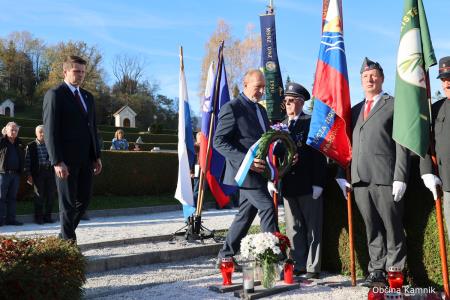 »Njihov pogum in trpljenje živita naprej v naših srcih (5)